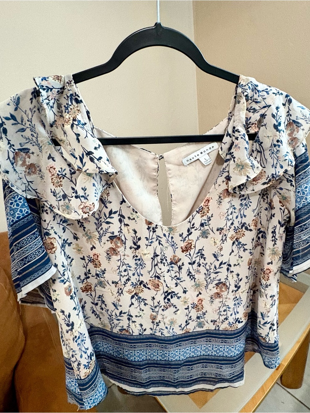 Cream Floral Ruffle Sleeve Blouse